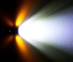 Luce Trek Commuter Pro Rt Anteriore Usb Nero -Negozio Di Attrezzature Per Biciclette fascio