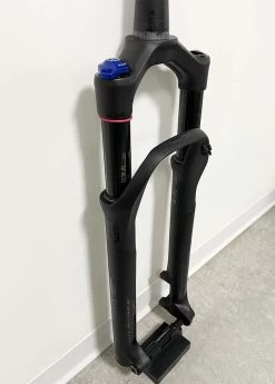 Rock-shox Rock Shox Forcella Reba Esc. 100mm Offset 42mm Boost Nero 00.4019.632.000 -Negozio Di Attrezzature Per Biciclette reba2